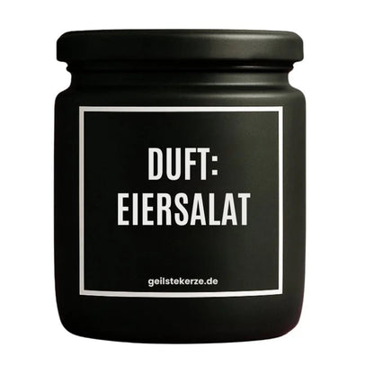 Duftkerze mit Spruch von geilstekerze ist der neue Geschenketrend. Diese witzige Kerze Vegane Bio-Kerze mit Spruch – DUFT: EIERSALAT brennt mega lange sagenhafte 80 Stunde, hochwertige ätherische Öle schaffen beste Duftverteilung. Mit 1400 lustigen Sprüchen perfekt zum Verschenken. Handgemacht in Deutschland von geilstekerze.shop -Die beste Duftkerze die du kaufen kannst.