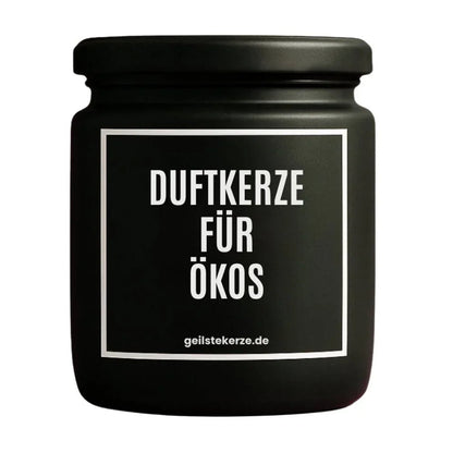 Duftkerze mit Spruch von geilstekerze ist der neue Geschenketrend. Diese witzige Kerze Vegane Bio-Kerze mit Spruch – DUFTKERZE FÜR ÖKOS brennt mega lange sagenhafte 80 Stunde, hochwertige ätherische Öle schaffen beste Duftverteilung. Mit 1400 lustigen Sprüchen perfekt zum Verschenken. Handgemacht in Deutschland von geilstekerze.shop -Die beste Duftkerze die du kaufen kannst.