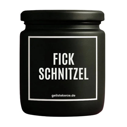 Duftkerze mit Spruch von geilstekerze ist der neue Geschenketrend. Diese witzige Kerze Vegane Bio-Kerze mit Spruch – FICKSCHNITZEL brennt mega lange sagenhafte 80 Stunde, hochwertige ätherische Öle schaffen beste Duftverteilung. Mit 1400 lustigen Sprüchen perfekt zum Verschenken. Handgemacht in Deutschland von geilstekerze.shop -Die beste Duftkerze die du kaufen kannst.