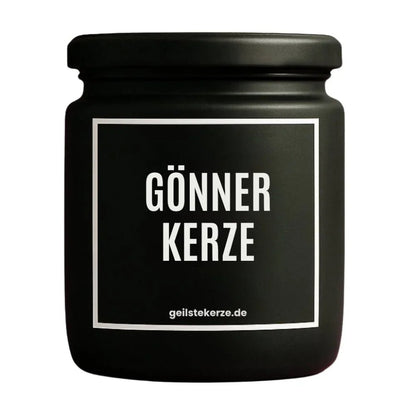 Duftkerze mit Spruch von geilstekerze ist der neue Geschenketrend. Diese witzige Kerze Vegane Bio-Kerze mit Spruch – GÖNNERKERZE brennt mega lange sagenhafte 80 Stunde, hochwertige ätherische Öle schaffen beste Duftverteilung. Mit 1400 lustigen Sprüchen perfekt zum Verschenken. Handgemacht in Deutschland von geilstekerze.shop -Die beste Duftkerze die du kaufen kannst.