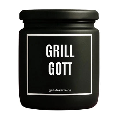 Duftkerze mit Spruch von geilstekerze ist der neue Geschenketrend. Diese witzige Kerze Vegane Bio-Kerze mit Spruch – GRILLGOTT brennt mega lange sagenhafte 80 Stunde, hochwertige ätherische Öle schaffen beste Duftverteilung. Mit 1400 lustigen Sprüchen perfekt zum Verschenken. Handgemacht in Deutschland von geilstekerze.shop -Die beste Duftkerze die du kaufen kannst.