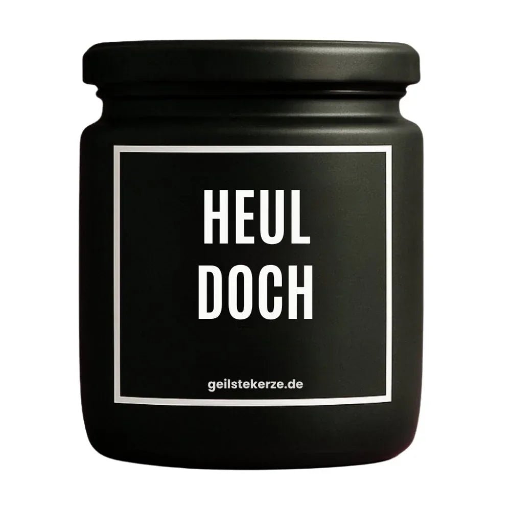 Duftkerze mit Spruch von geilstekerze ist der neue Geschenketrend. Diese witzige Kerze Vegane Bio-Kerze mit Spruch – HEUL DOCH brennt mega lange sagenhafte 80 Stunde, hochwertige ätherische Öle schaffen beste Duftverteilung. Mit 1400 lustigen Sprüchen perfekt zum Verschenken. Handgemacht in Deutschland von geilstekerze.shop -Die beste Duftkerze die du kaufen kannst.