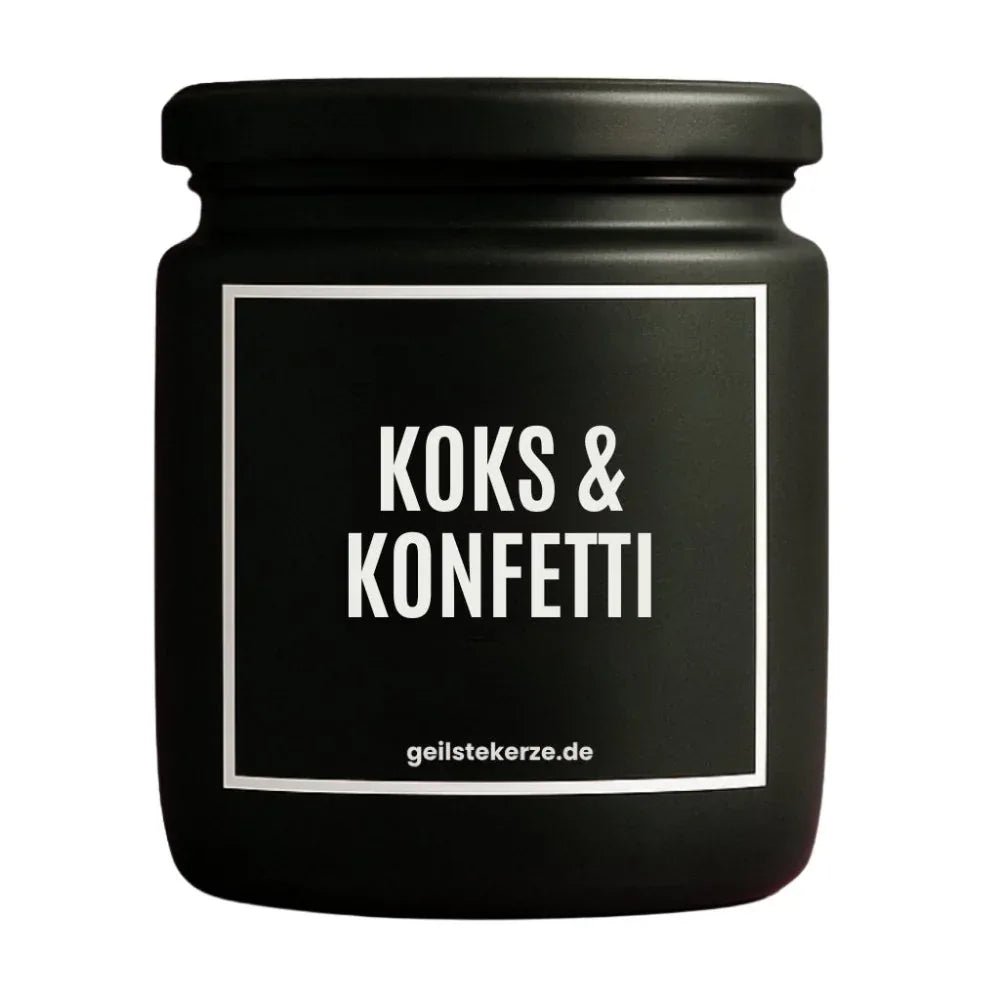 Duftkerze mit Spruch von geilstekerze ist der neue Geschenketrend. Diese witzige Kerze Vegane Bio-Kerze mit Spruch – KOKS & KONFETTI brennt mega lange sagenhafte 80 Stunde, hochwertige ätherische Öle schaffen beste Duftverteilung. Mit 1400 lustigen Sprüchen perfekt zum Verschenken. Handgemacht in Deutschland von geilstekerze.shop -Die beste Duftkerze die du kaufen kannst.