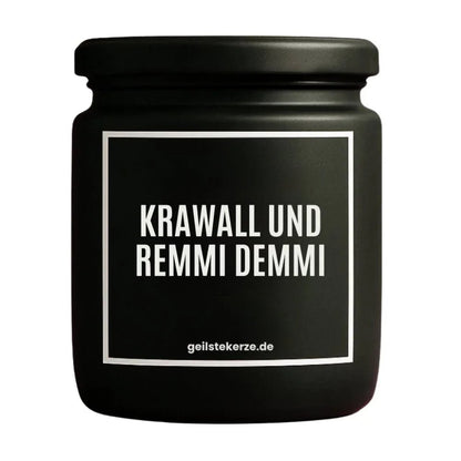 Duftkerze mit Spruch von geilstekerze ist der neue Geschenketrend. Diese witzige Kerze Vegane Bio-Kerze mit Spruch – KRAWALL UND REMMI DEMMI brennt mega lange sagenhafte 80 Stunde, hochwertige ätherische Öle schaffen beste Duftverteilung. Mit 1400 lustigen Sprüchen perfekt zum Verschenken. Handgemacht in Deutschland von geilstekerze.shop -Die beste Duftkerze die du kaufen kannst.