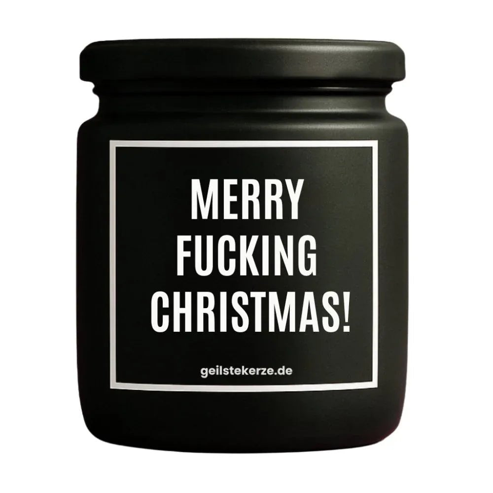 Duftkerze mit Spruch von geilstekerze ist der neue Geschenketrend. Diese witzige Kerze Vegane Bio-Kerze mit Spruch – MERRY FUCKING CHRISTMAS! brennt mega lange sagenhafte 80 Stunde, hochwertige ätherische Öle schaffen beste Duftverteilung. Mit 1400 lustigen Sprüchen perfekt zum Verschenken. Handgemacht in Deutschland von geilstekerze.shop -Die beste Duftkerze die du kaufen kannst.
