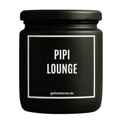 Duftkerze mit Spruch von geilstekerze ist der neue Geschenketrend. Diese witzige Kerze Vegane Bio-Kerze mit Spruch – PIPI LOUNGE brennt mega lange sagenhafte 80 Stunde, hochwertige ätherische Öle schaffen beste Duftverteilung. Mit 1400 lustigen Sprüchen perfekt zum Verschenken. Handgemacht in Deutschland von geilstekerze.shop -Die beste Duftkerze die du kaufen kannst.