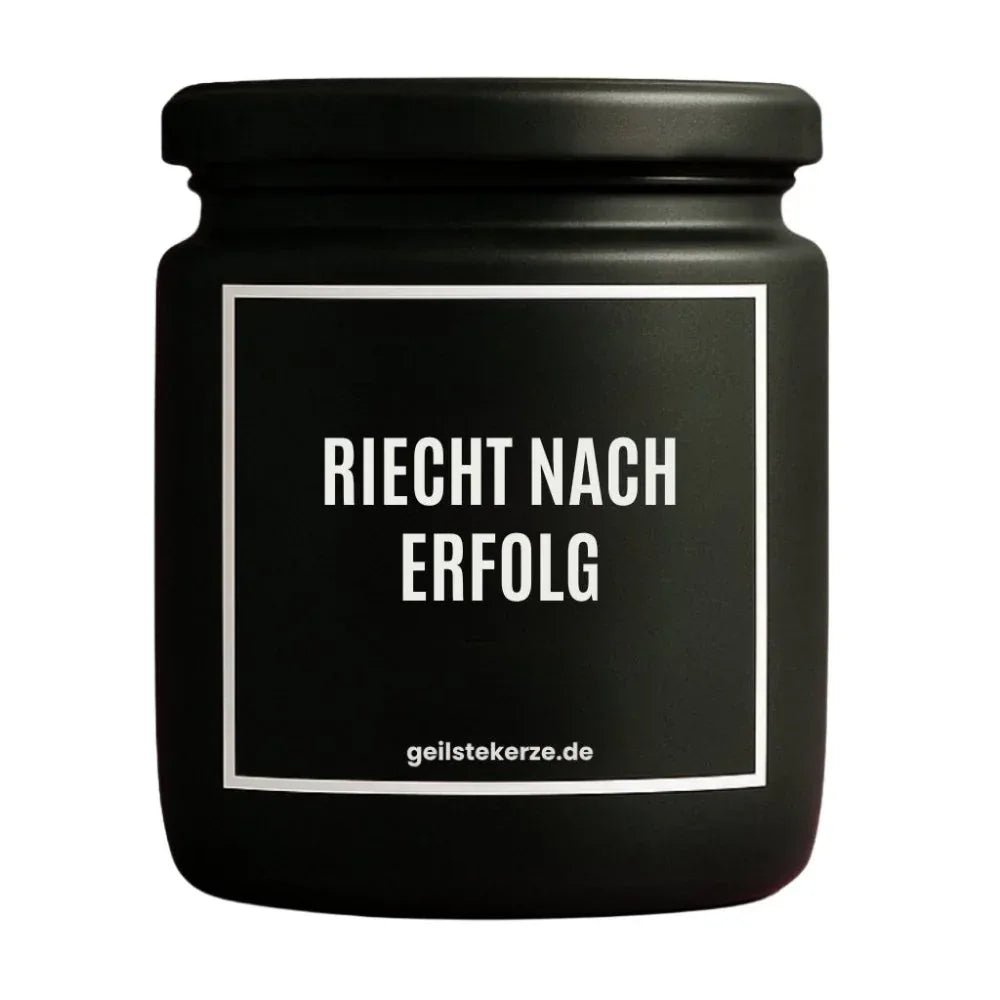 RIECHT NACH ERFOLG Duftkerze Detail – weißes Sojawachs, handgemacht