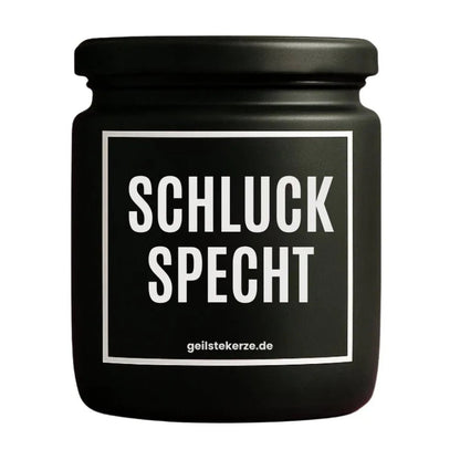 Duftkerze mit Spruch von geilstekerze ist der neue Geschenketrend. Diese witzige Kerze Vegane Bio-Kerze mit Spruch – SCHLUCKSPECHT brennt mega lange sagenhafte 80 Stunde, hochwertige ätherische Öle schaffen beste Duftverteilung. Mit 1400 lustigen Sprüchen perfekt zum Verschenken. Handgemacht in Deutschland von geilstekerze.shop -Die beste Duftkerze die du kaufen kannst.
