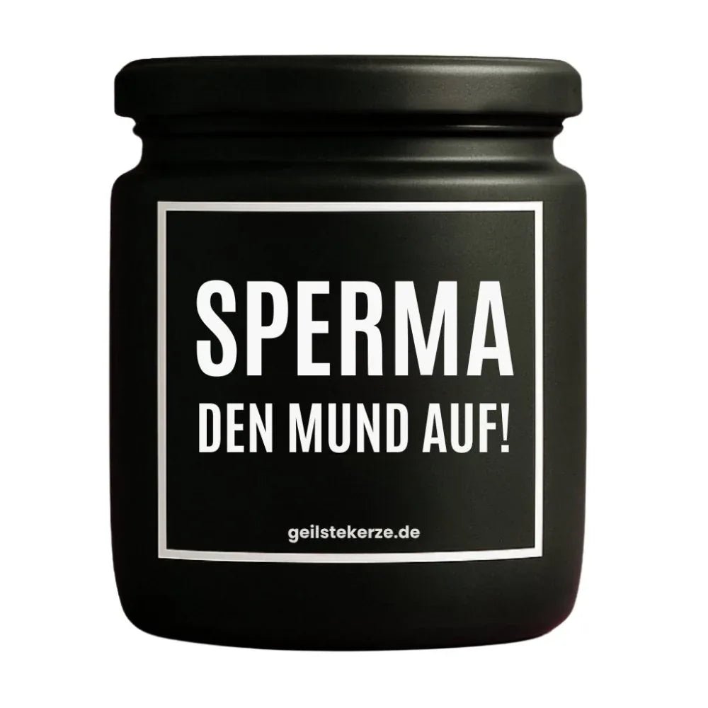 Duftkerze mit Spruch von geilstekerze ist der neue Geschenketrend. Diese witzige Kerze Vegane Bio-Kerze mit Spruch – SPERMA DEN MUND AUF! brennt mega lange sagenhafte 80 Stunde, hochwertige ätherische Öle schaffen beste Duftverteilung. Mit 1400 lustigen Sprüchen perfekt zum Verschenken. Handgemacht in Deutschland von geilstekerze.shop -Die beste Duftkerze die du kaufen kannst.