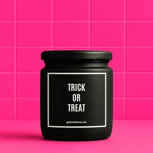 Vegane Bio-Kerze mit Spruch – TRICK OR TREAT